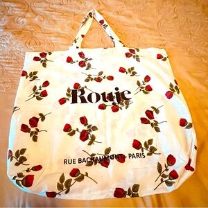 Rouje tote new